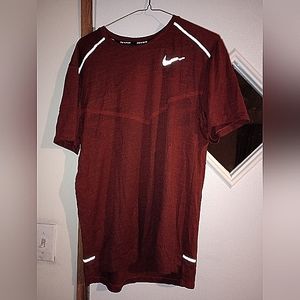 Men Nike shirt
